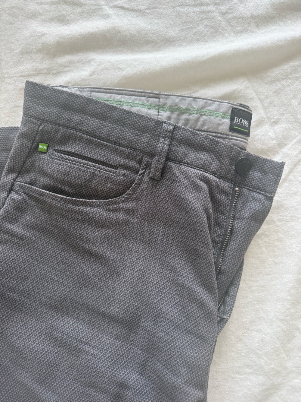 BOSS Men's Gray Textured Chinos